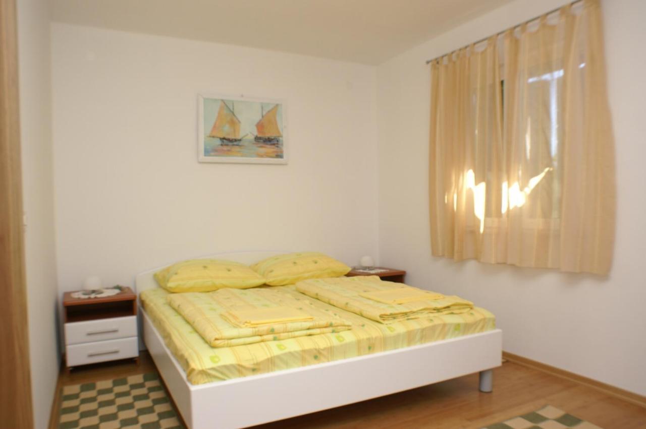 Apartments By The Sea Supetar, Brac - 4274 Exterior photo